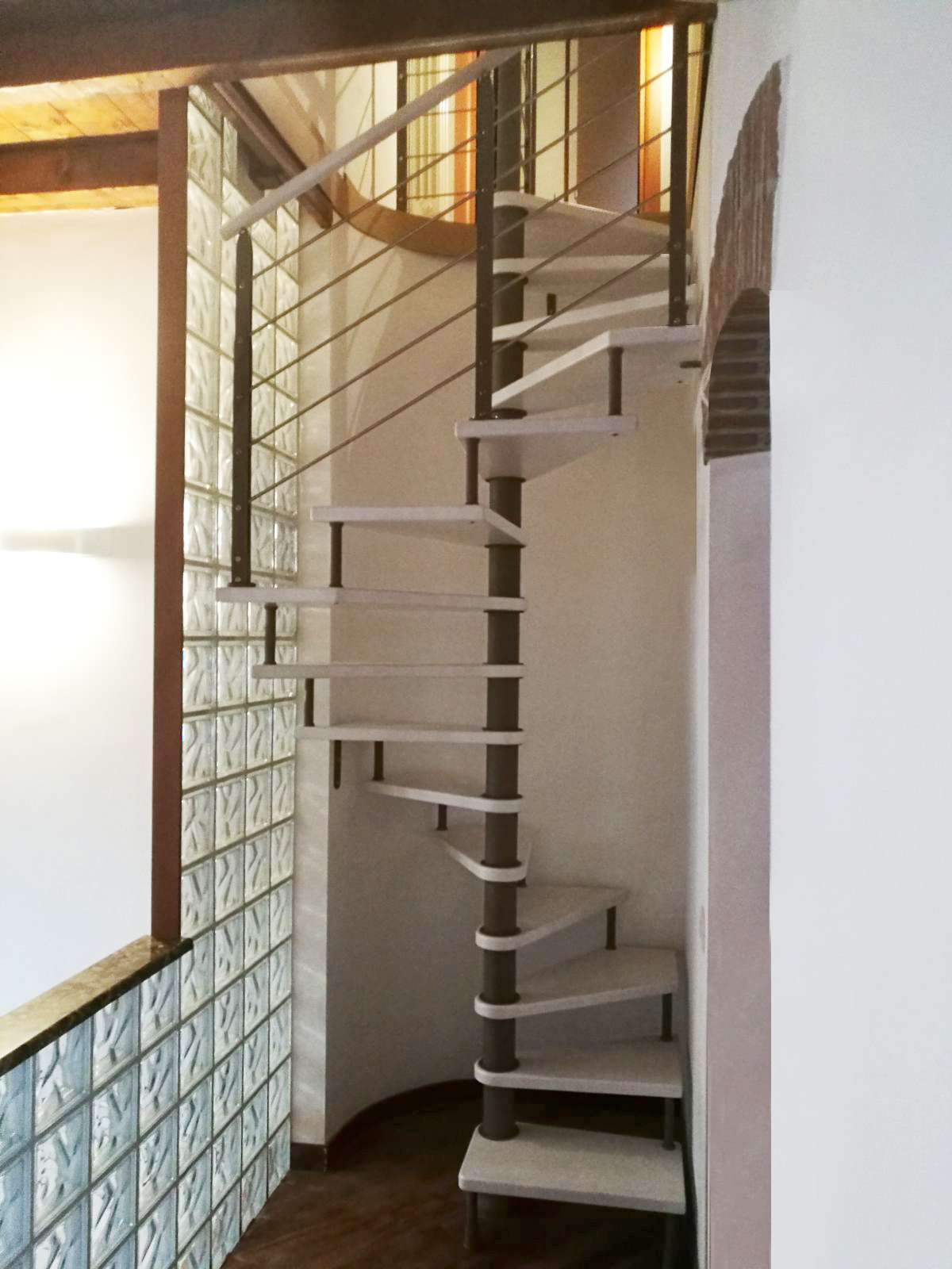 Romina — Scala a chiocciola realizzata da Mutton